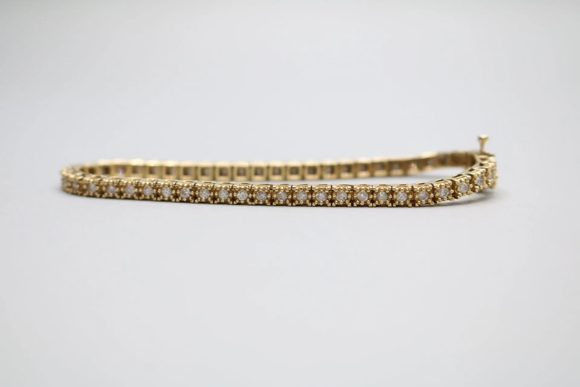 14K Yellow Gold Diamond Tennis Bracelet (7 Inches, 2.65 CTW) (Local Pick-up Only)