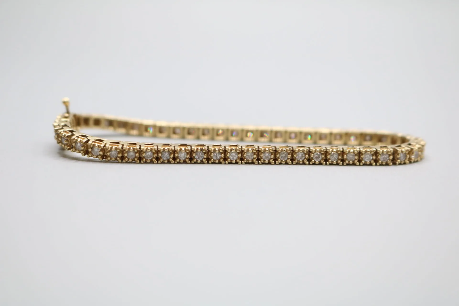 14K Yellow Gold Diamond Tennis Bracelet (7 Inches, 2.65 CTW) (Local Pick-up Only)