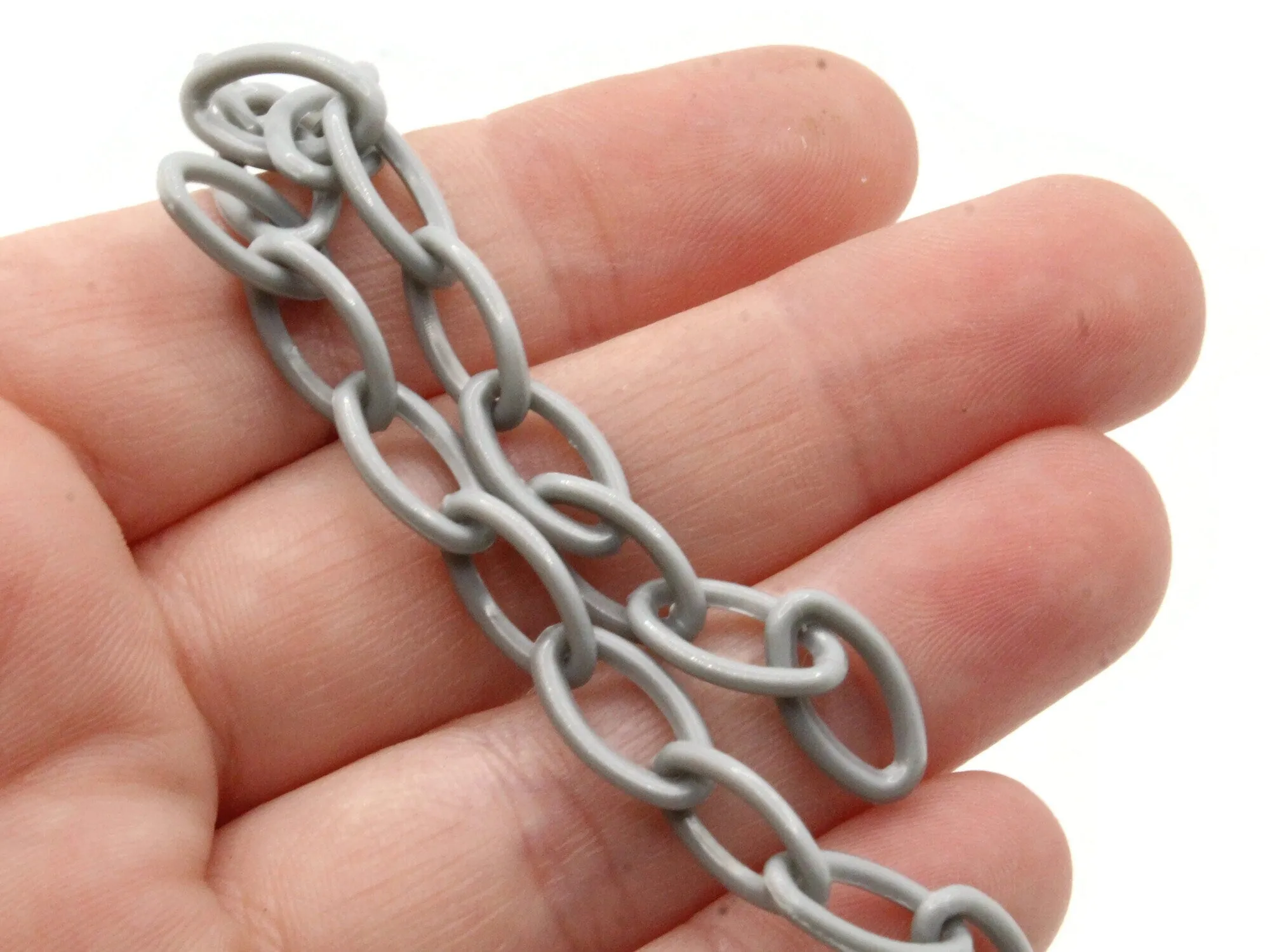 15.75 Inch Gray Plastic Oval Chain - 40cm chain -13x8mm Links