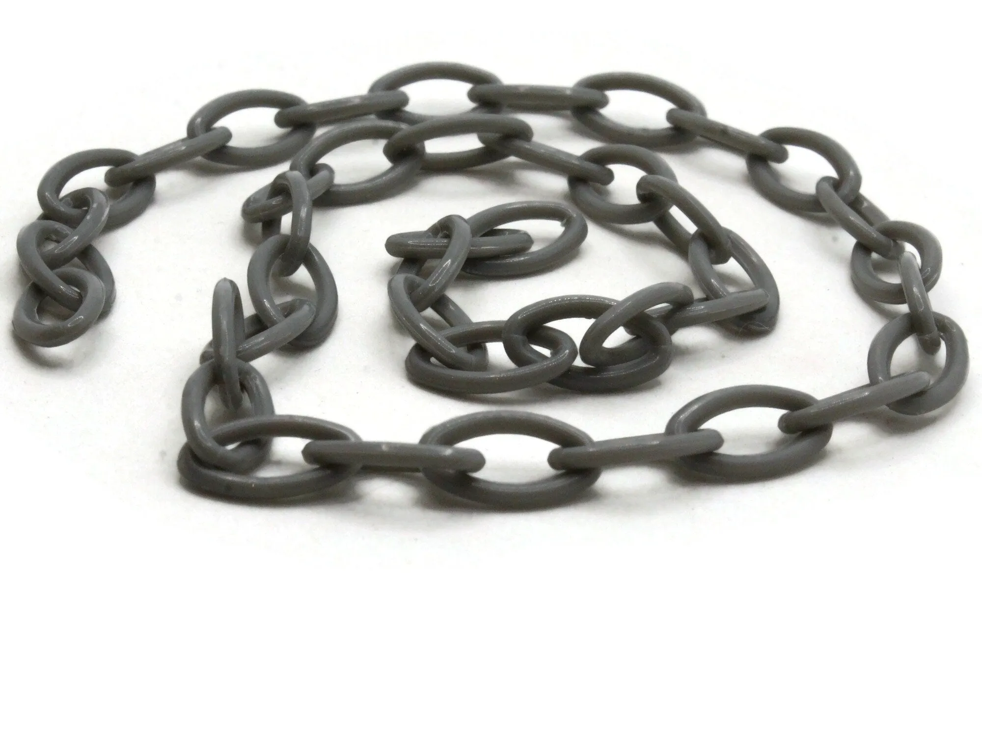 15.75 Inch Gray Plastic Oval Chain - 40cm chain -13x8mm Links