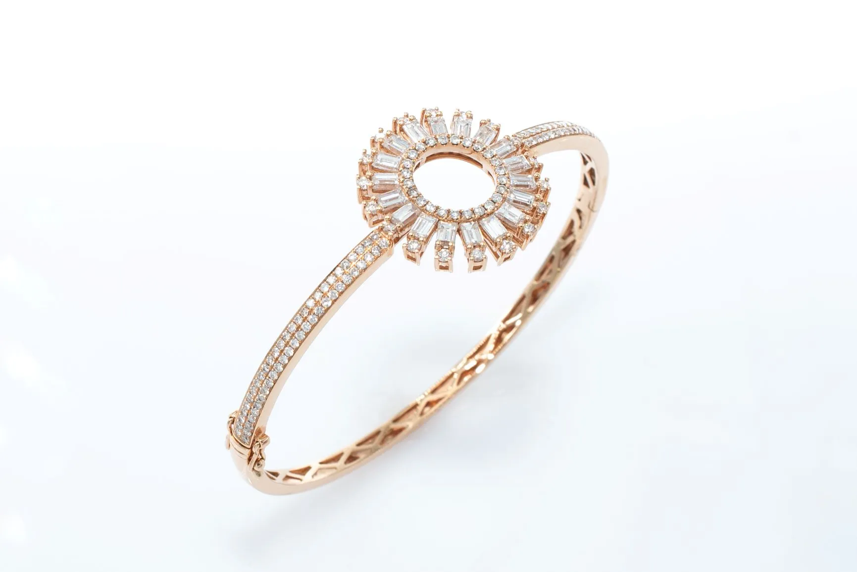 18k Rose Gold Baguette Diamond Bangle Bracelet