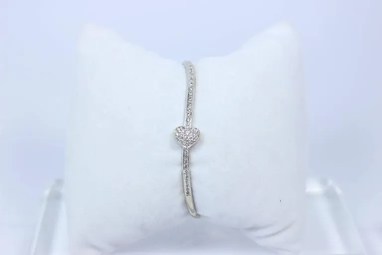 DIAMOND 18 Karat White Gold Heart Bangle Bracelet