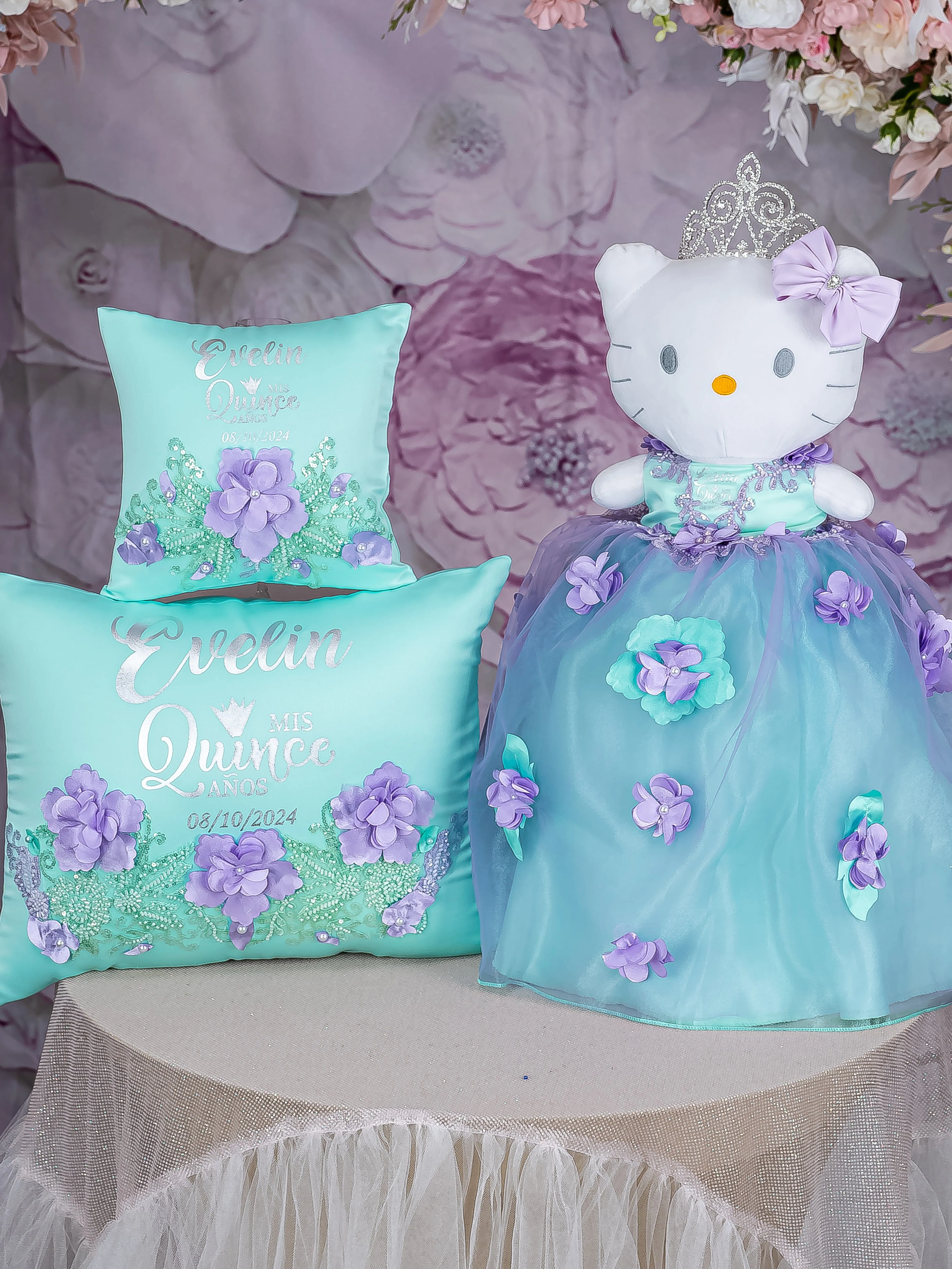 Mint Lilac Quinceanera Pillows Set