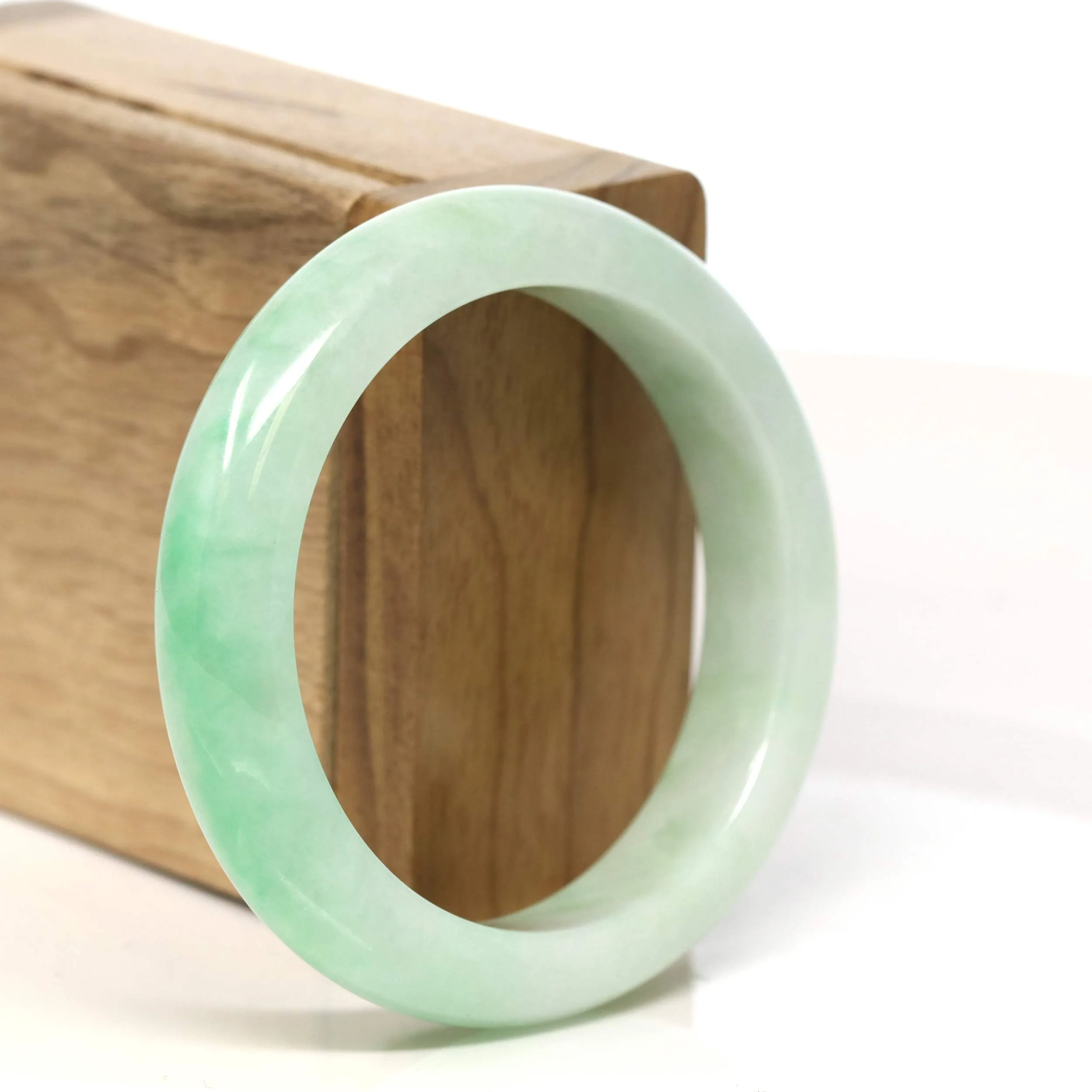 "Classic Princess Half Round" Apple Green Jadeite Jade Bangle (54.6 mm) #T423