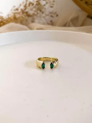 Ribbed Rhinestone Open Ring