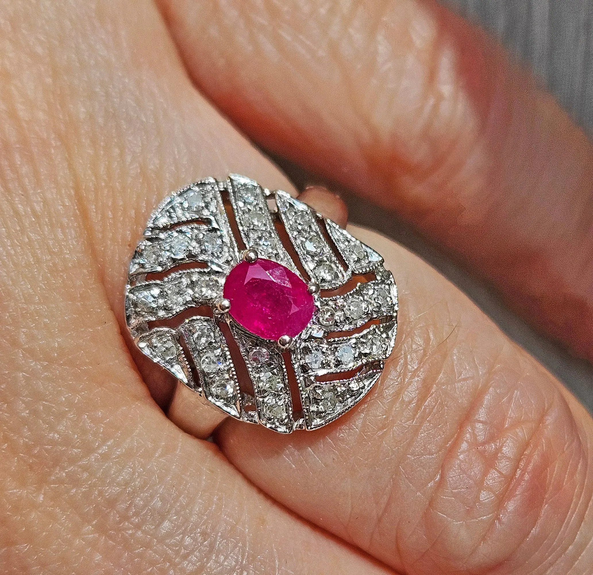 Vintage Art Deco Style 0.75Carat Oval Ruby and Diamond 14k White Gold Ring