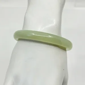 Vintage Jadeite bangle bracelet