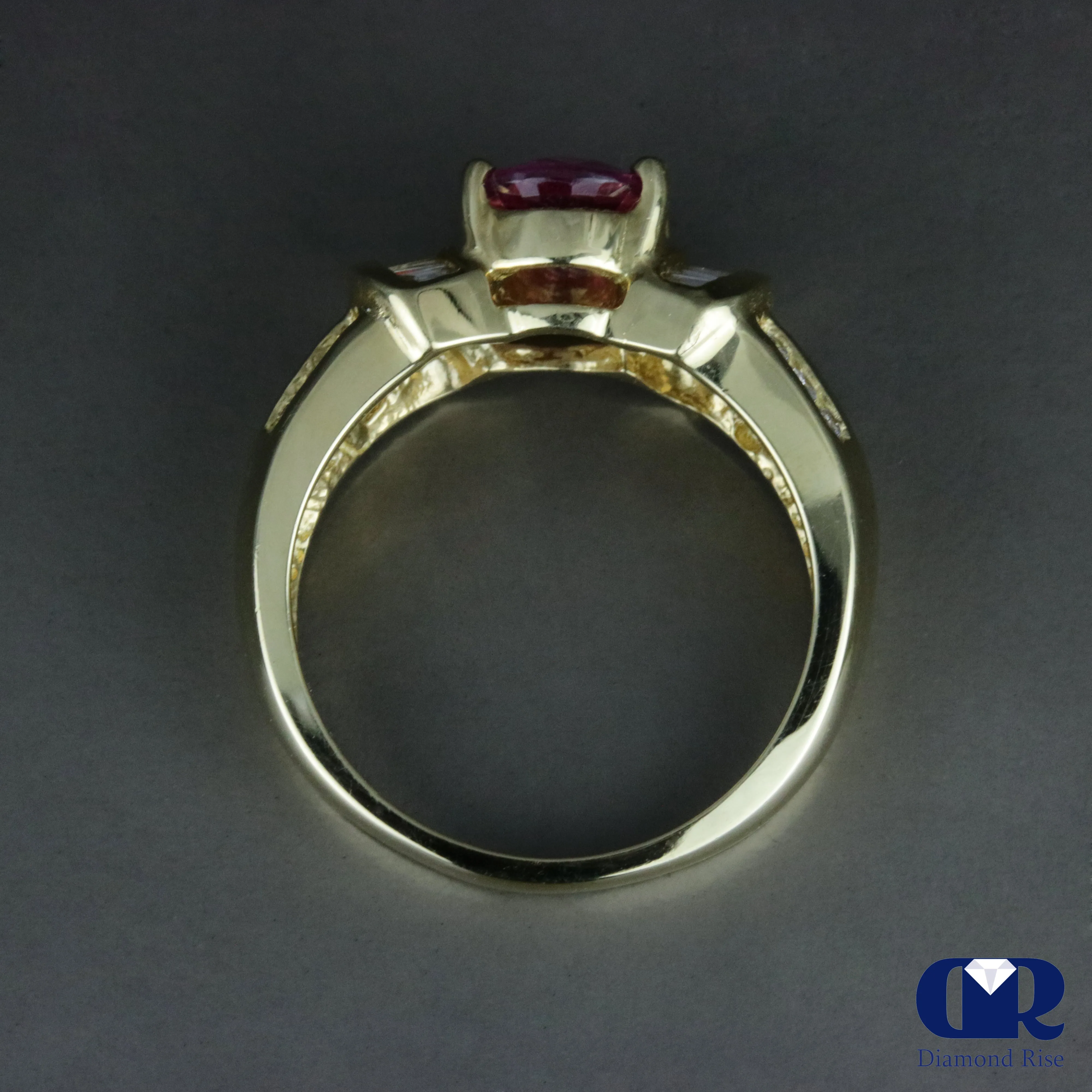 Women's Oval Pink Sapphire & Diamond Cocktail Ring & Right Hand Ring In 14K Yellow Gold