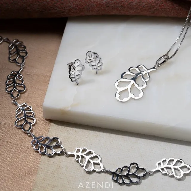 Yorkshire Oak Leaf Linked Bracelet